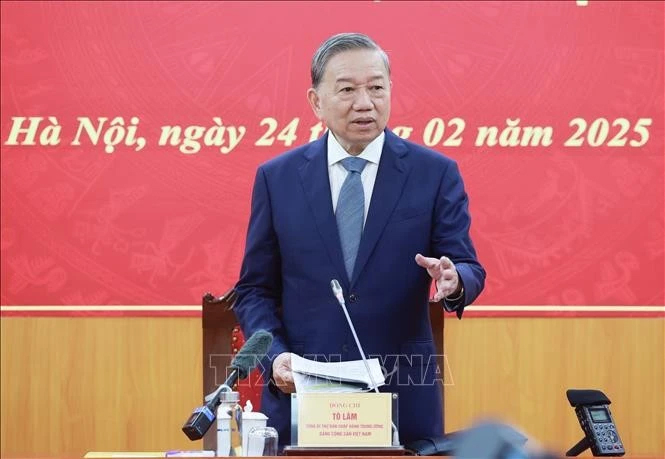 Party chief outlines policies for socio-economic development