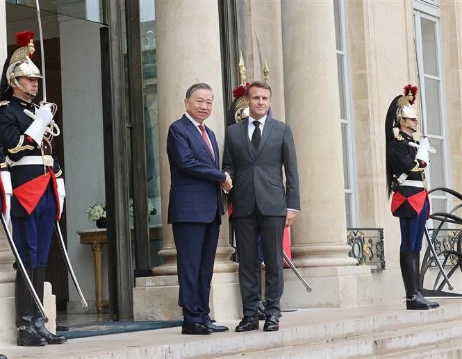 French President’s state visit to Vietnam aims to expand bilateral ties