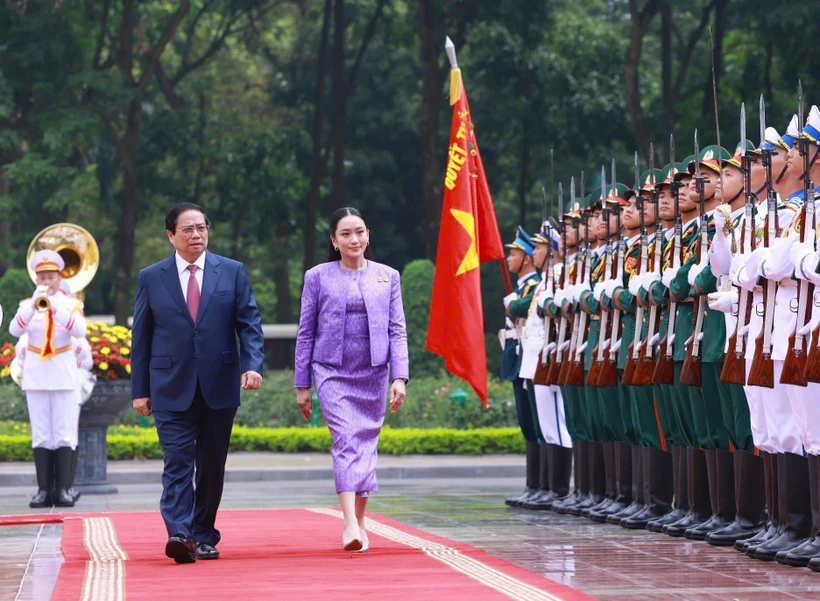 Prime Minister hosts welcome ceremony for Thai counterpart