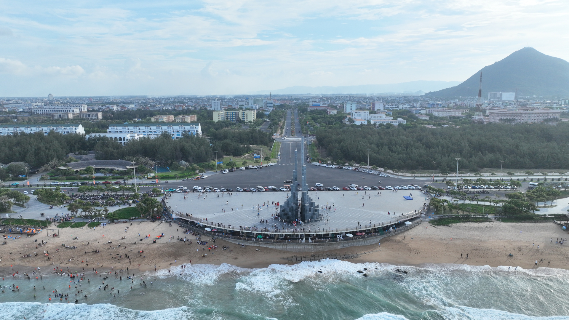 Completing infrastructure for the central coastal city