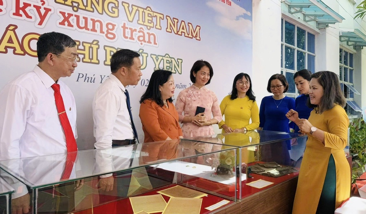 Phu Yen Press - A Century of Battle and Pride