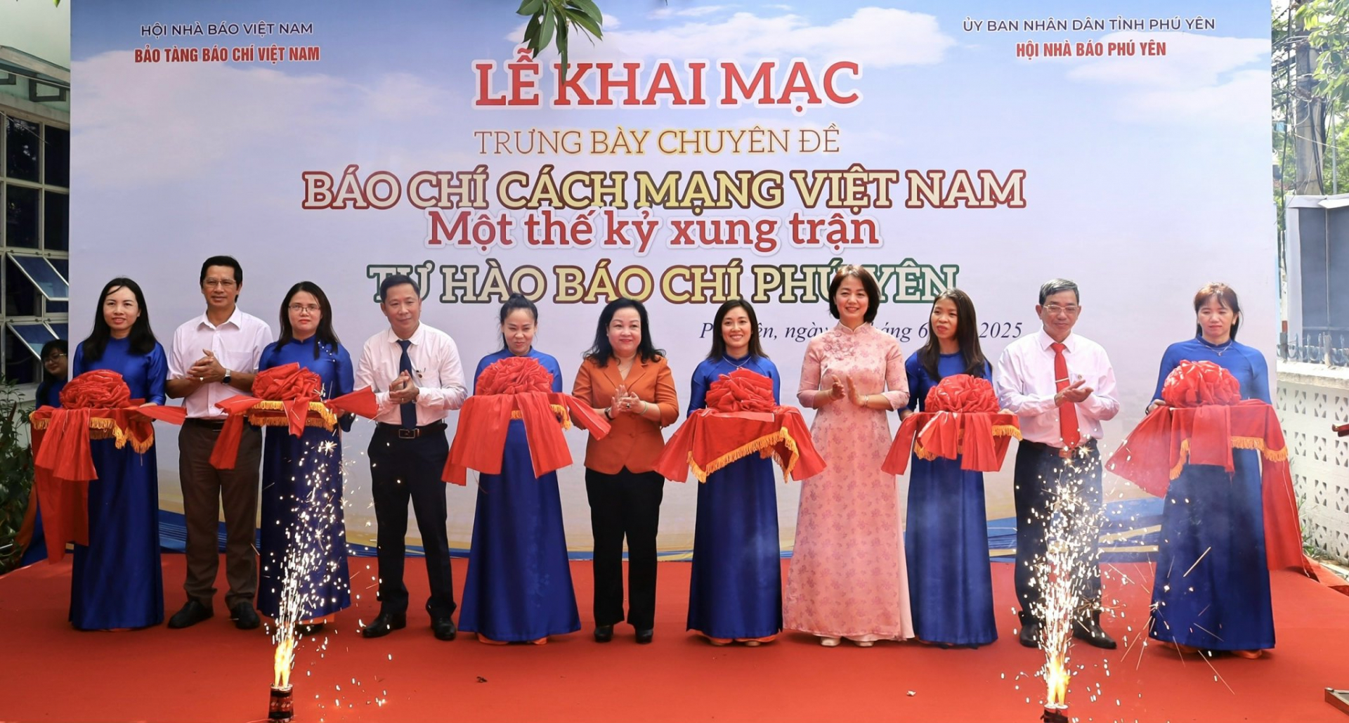 Honoring the 100-year history of Vietnamese Revolutionary Press and 79 years of Phu Yen Provincial Press