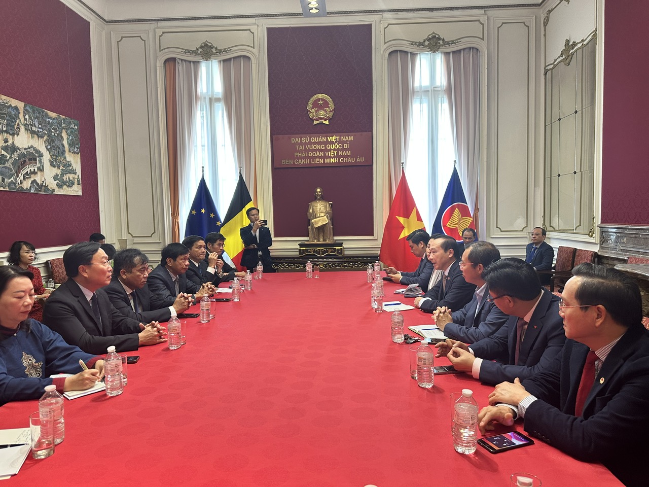 Phu Yen strengthens connections, seeking cooperation opportunities in Belgium